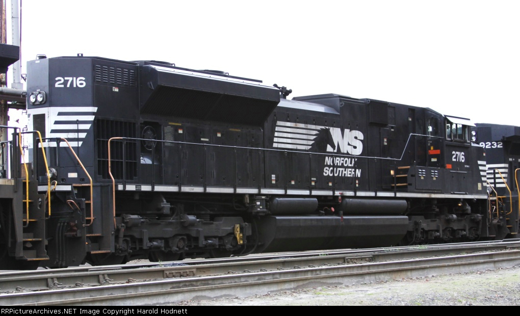 NS 2716